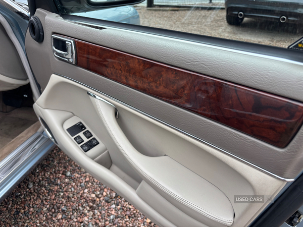 Jaguar XJ Series SALOON in Antrim