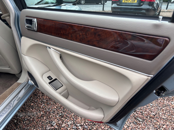Jaguar XJ Series SALOON in Antrim