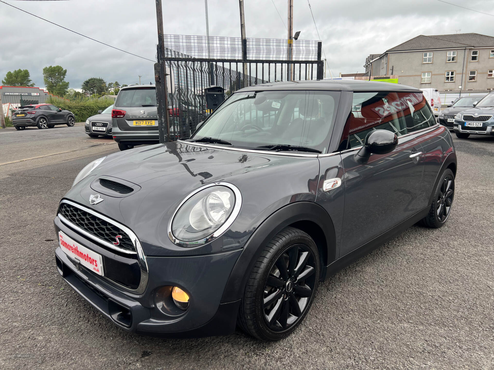 MINI Hatch DIESEL in Antrim