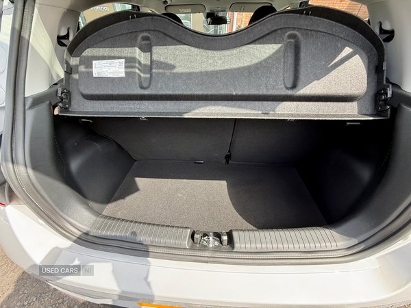 Hyundai i10 HATCHBACK in Down