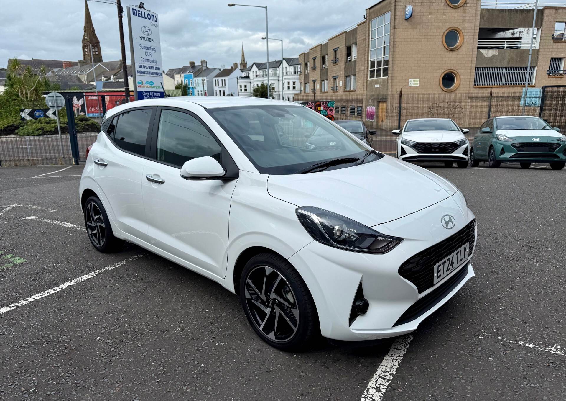 Hyundai i10 HATCHBACK in Down