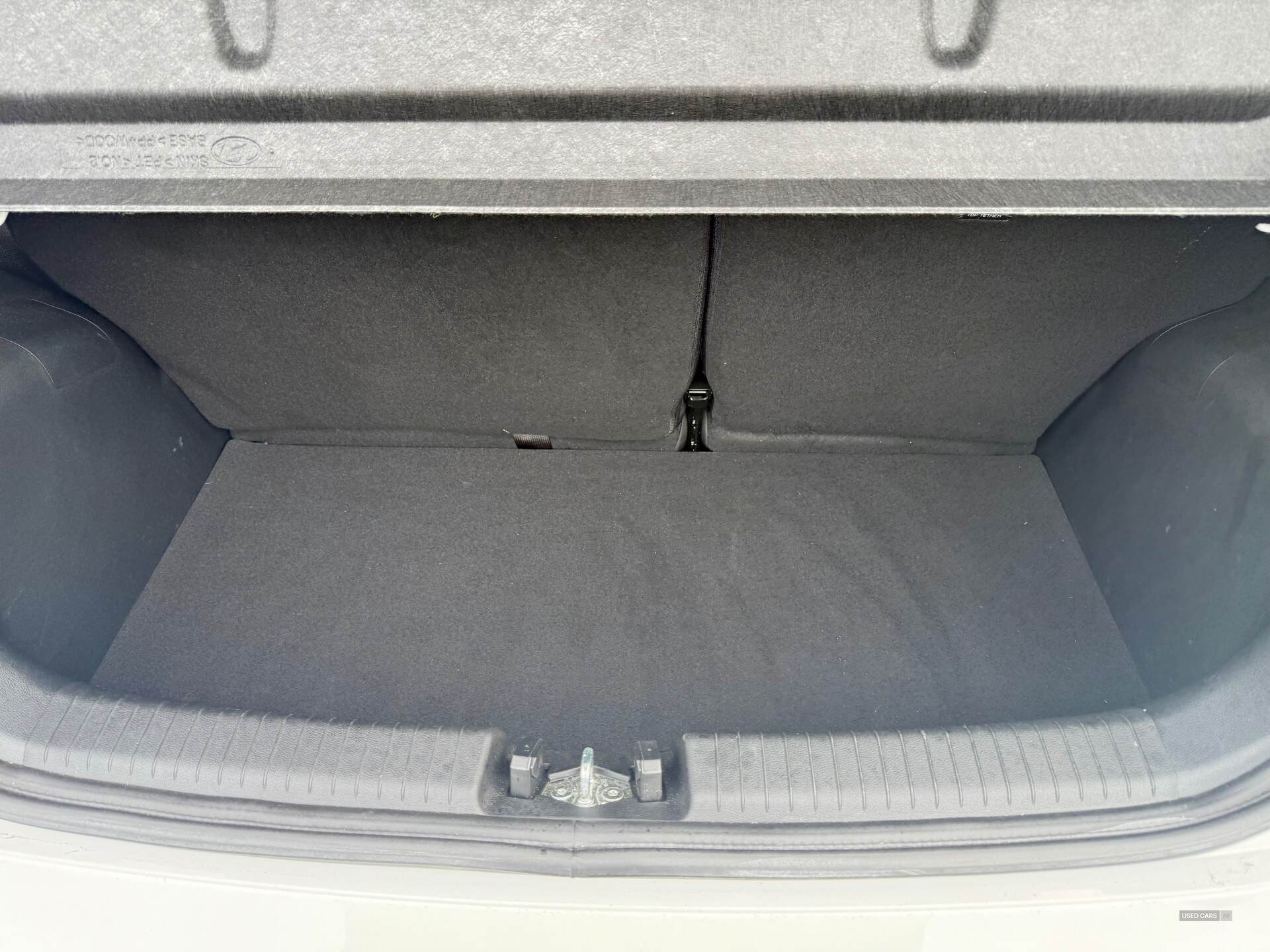 Hyundai i10 HATCHBACK in Down