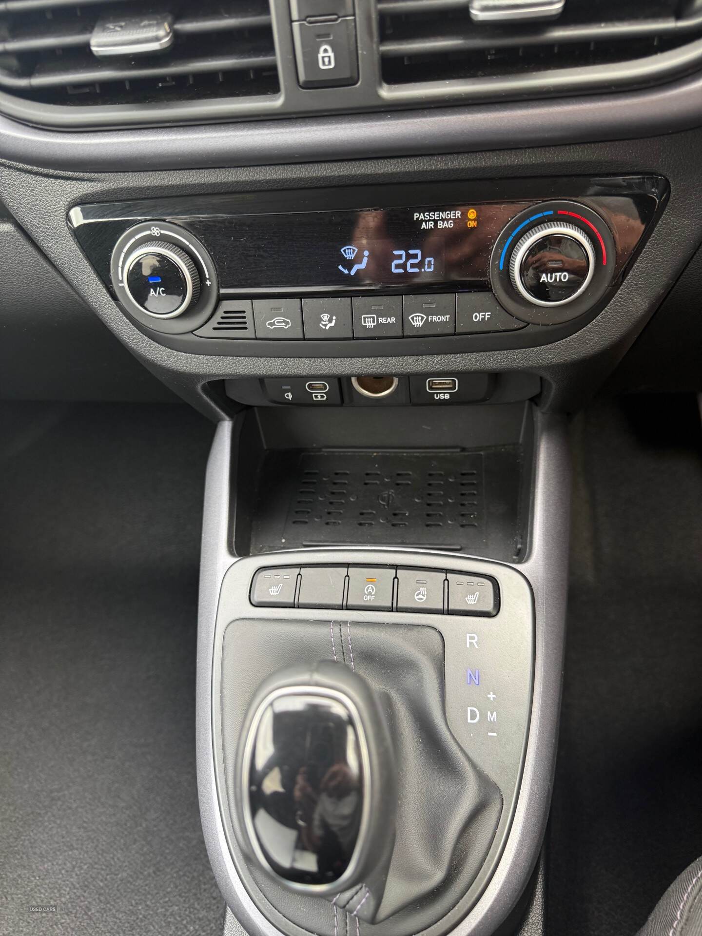 Hyundai i10 HATCHBACK in Down