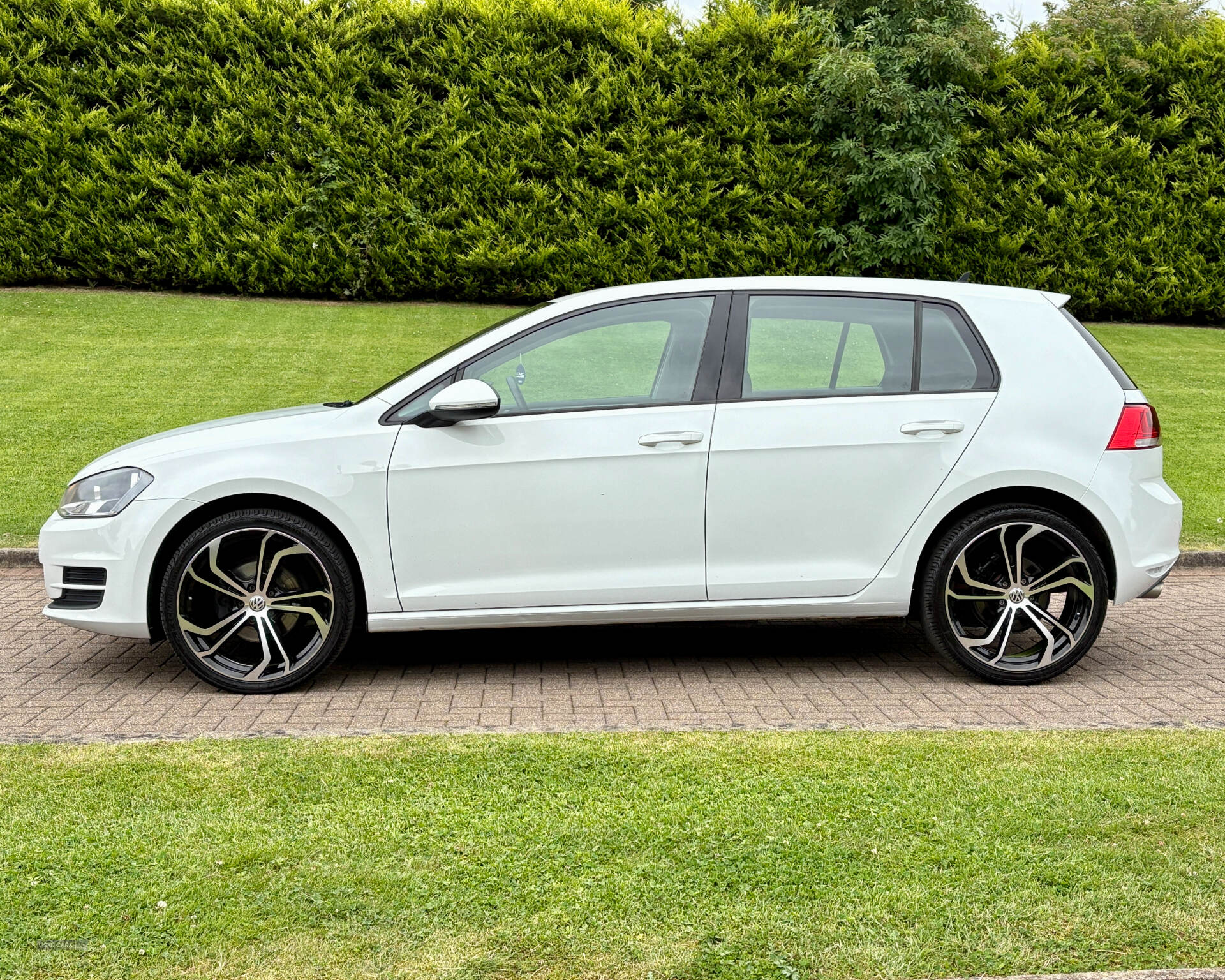 Nov 2016 Volkswagen Golf 1.6 TDI 110 S 5dr