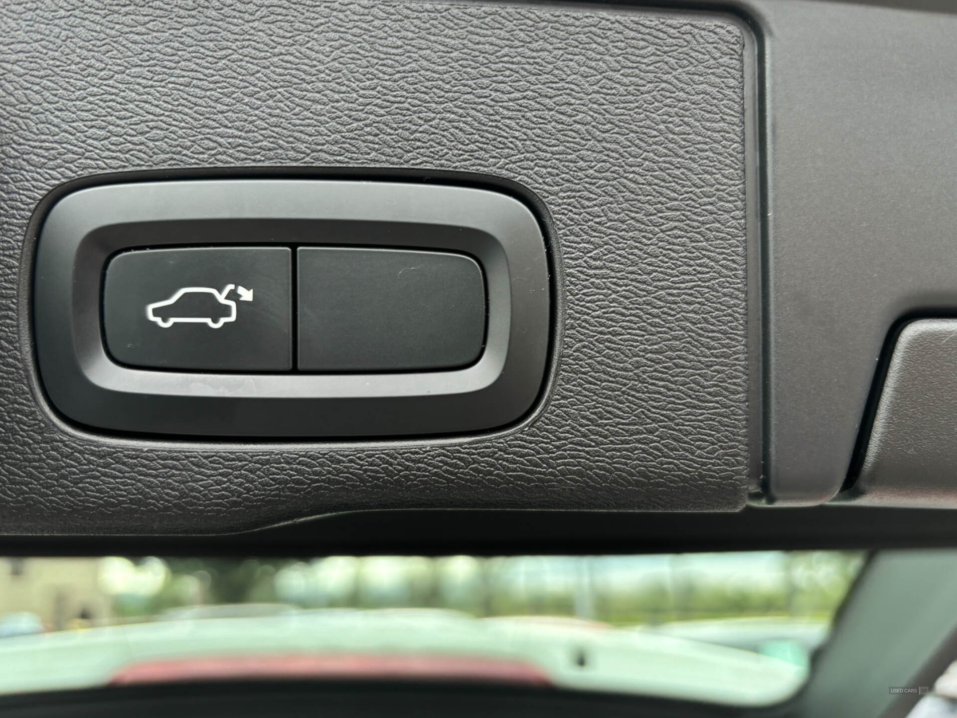 Car Thumbnail 9