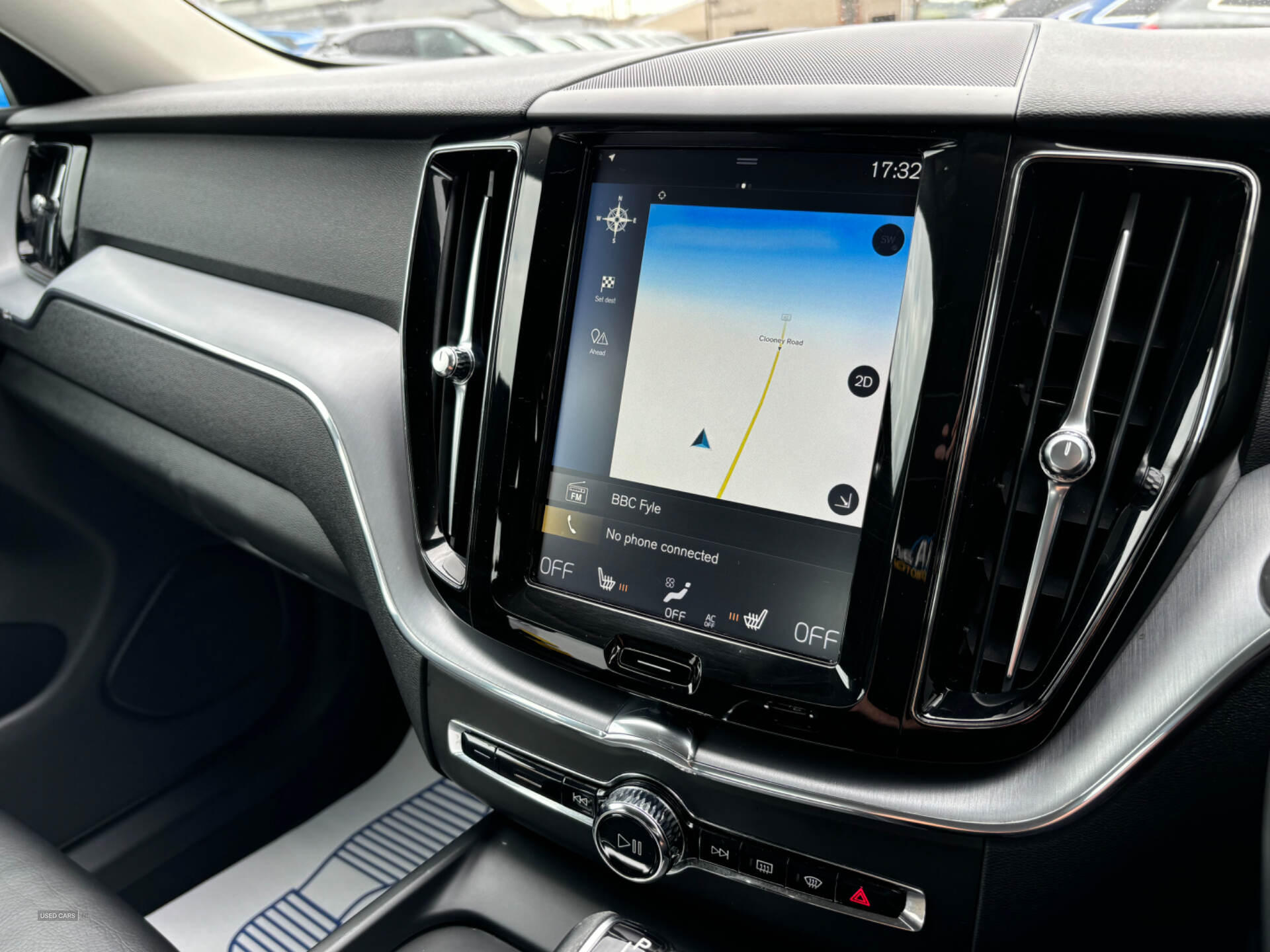 Car Thumbnail 11