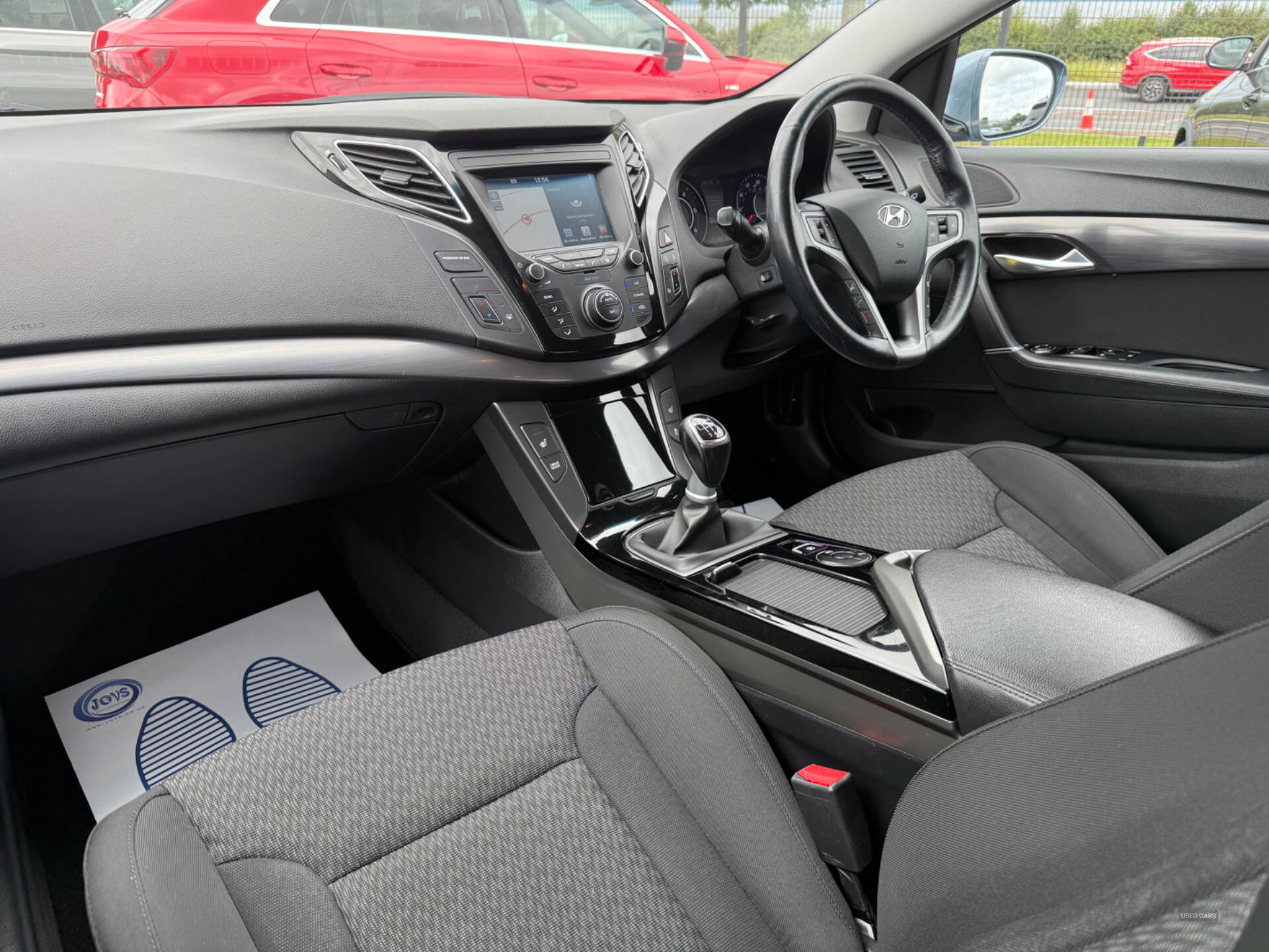 Car Thumbnail 5