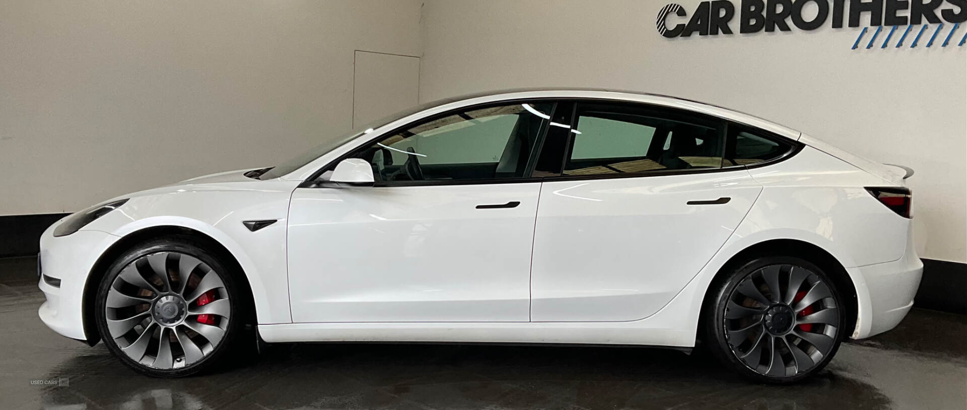 Jun 2021 TESLA Model 3 Performance AWD 4dr [Performance Upgrade] Auto