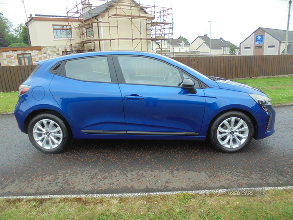 Renault Clio HATCHBACK in Antrim