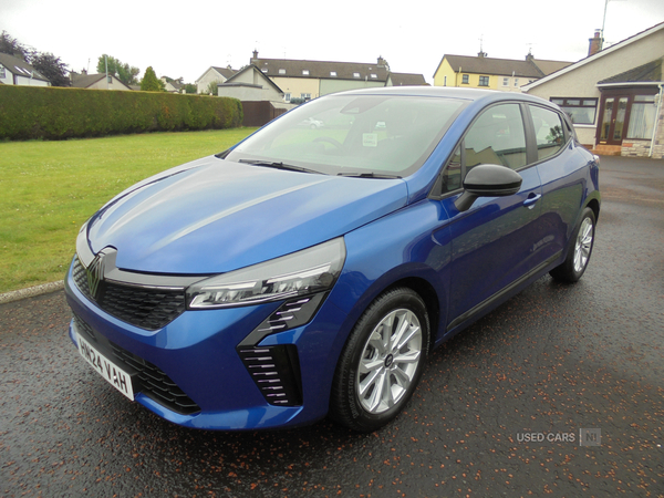 Renault Clio HATCHBACK in Antrim