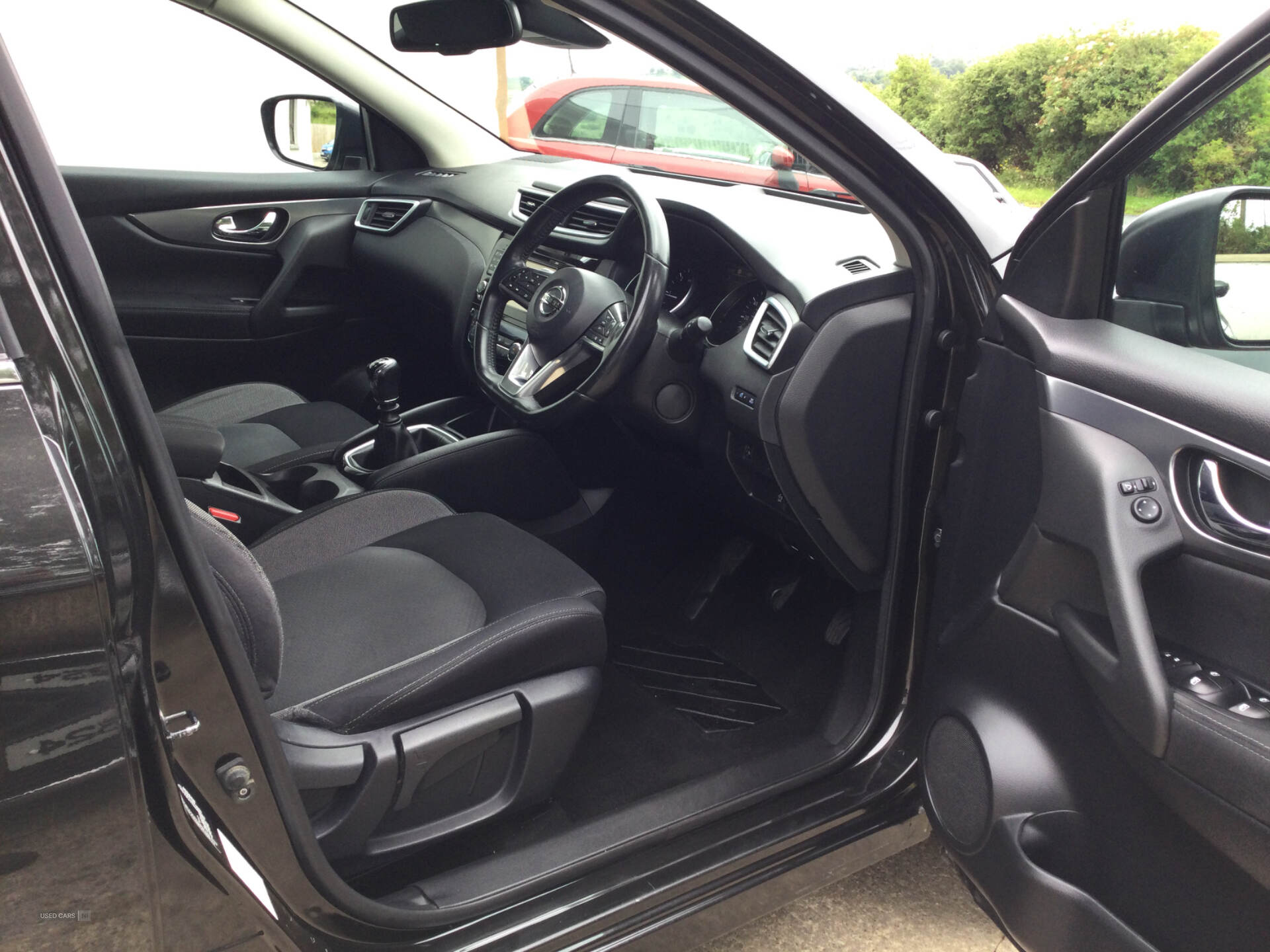 Nissan Qashqai DIESEL HATCHBACK in Derry / Londonderry