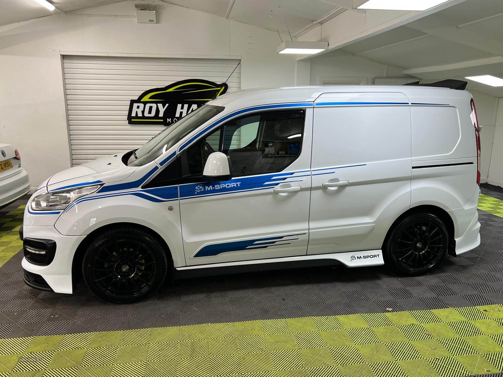 Mar 2017 Ford Transit Connect 1.5 TDCi 120ps Limited Van