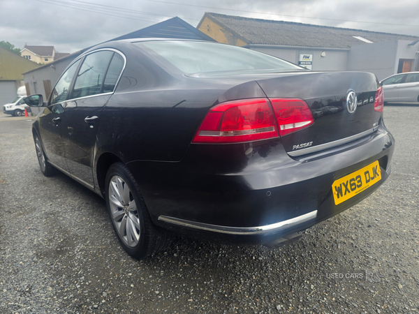 Volkswagen Passat DIESEL SALOON in Down