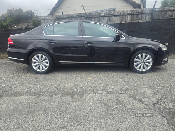 Volkswagen Passat DIESEL SALOON in Down