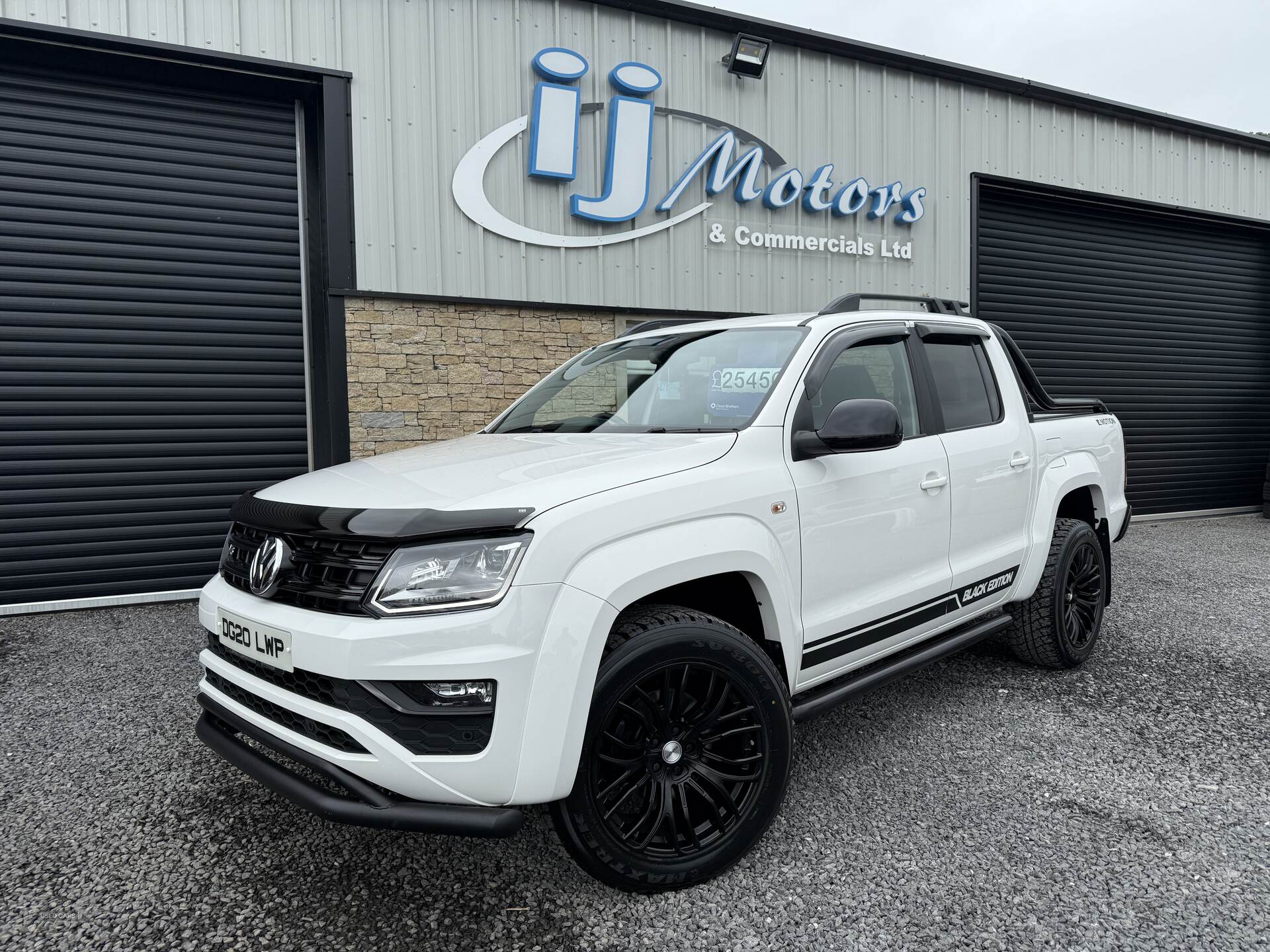 Volkswagen Amarok A33 SPECIAL EDITIONS in Tyrone