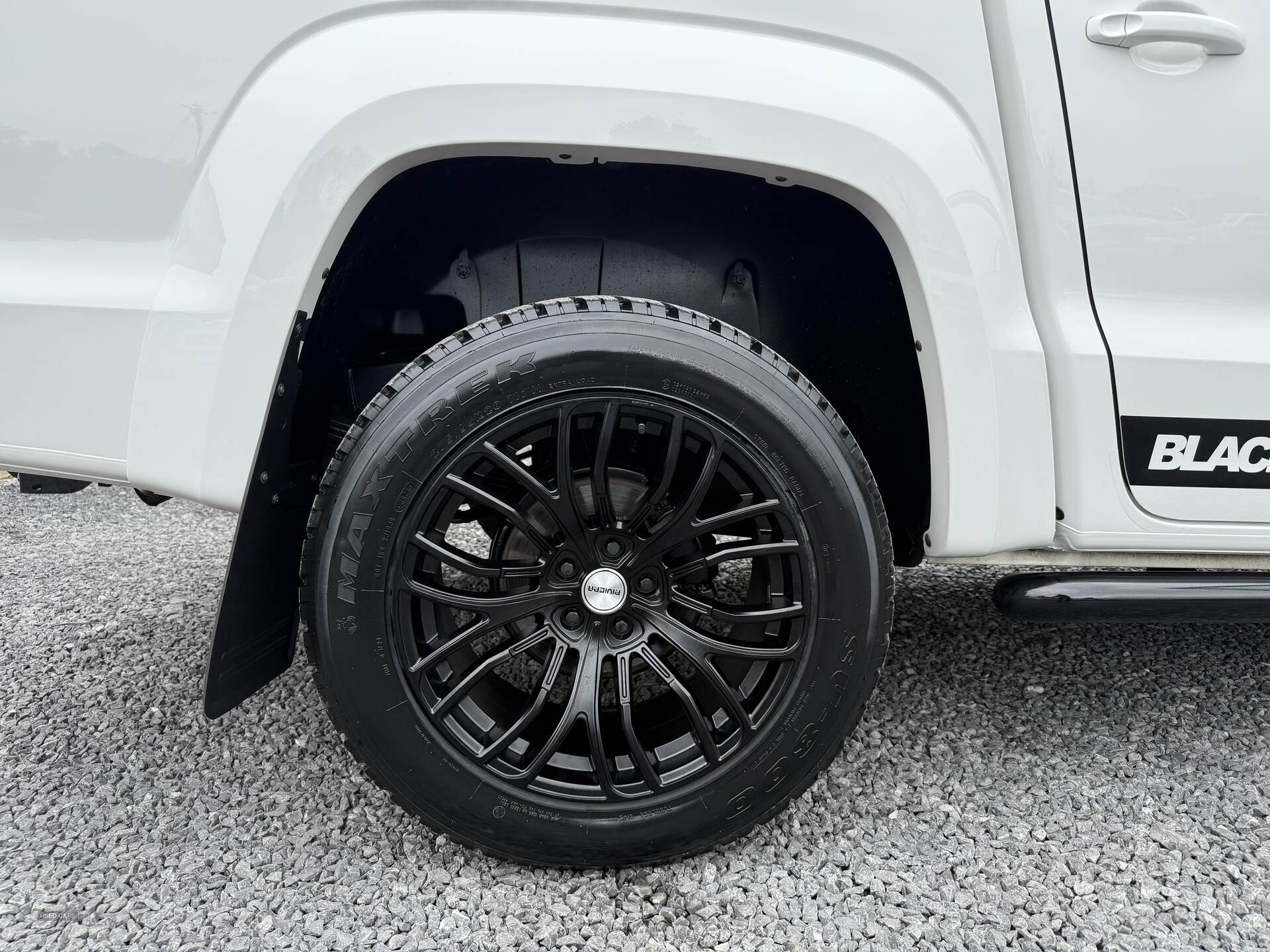 Volkswagen Amarok A33 SPECIAL EDITIONS in Tyrone