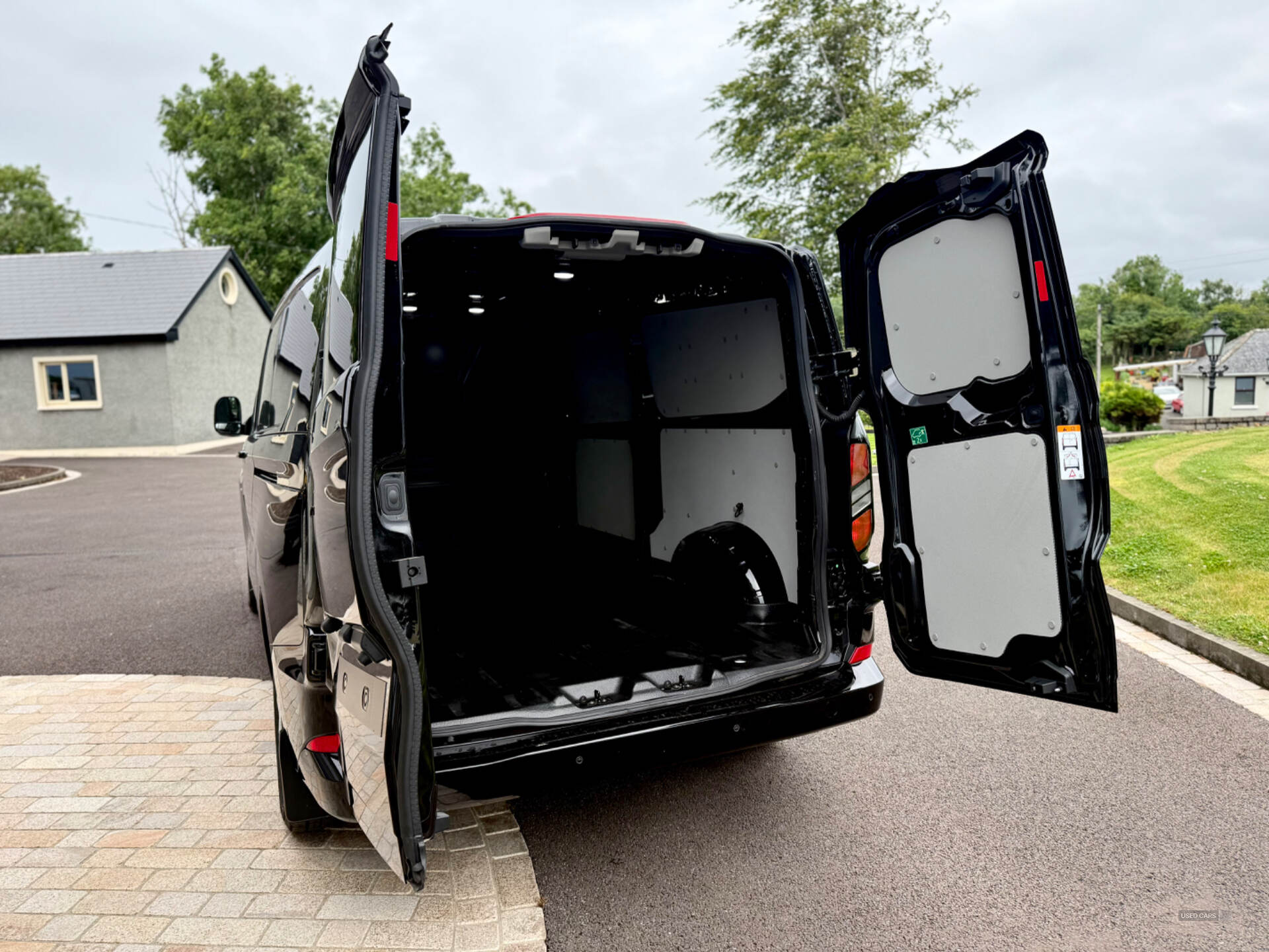 Ford Transit Custom 280 L2 DIESEL FWD in Fermanagh