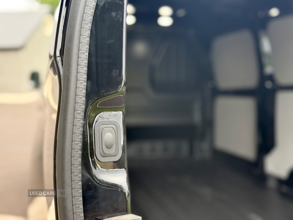 Ford Transit Custom 280 L2 DIESEL FWD in Fermanagh