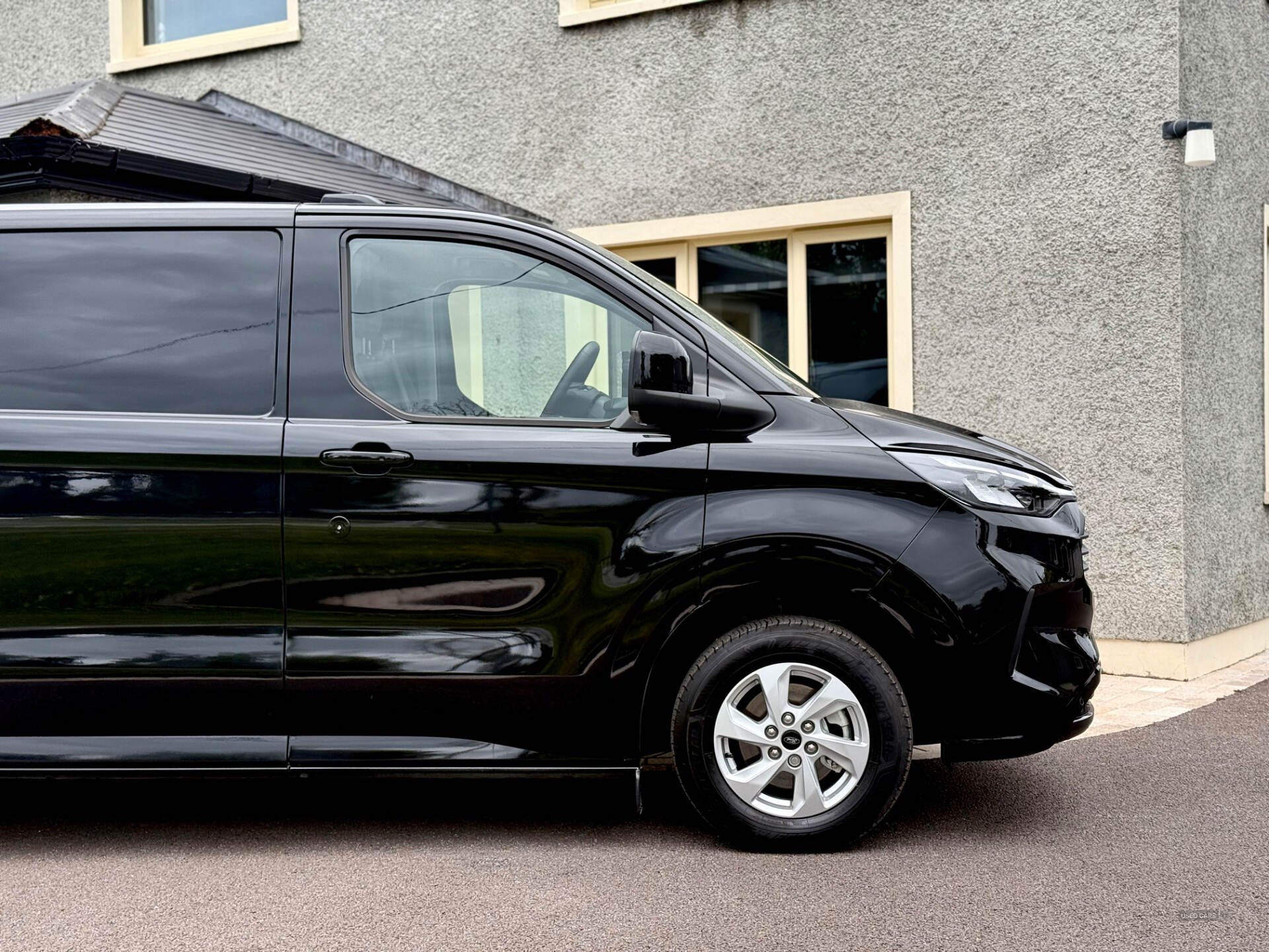 Ford Transit Custom 280 L2 DIESEL FWD in Fermanagh