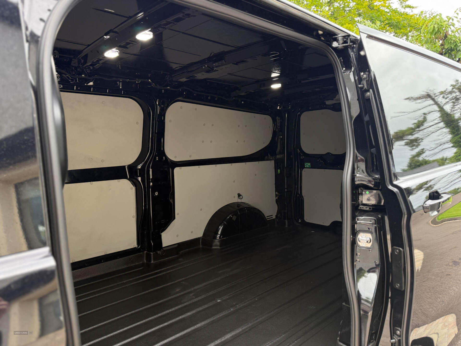 Ford Transit Custom 280 L2 DIESEL FWD in Fermanagh