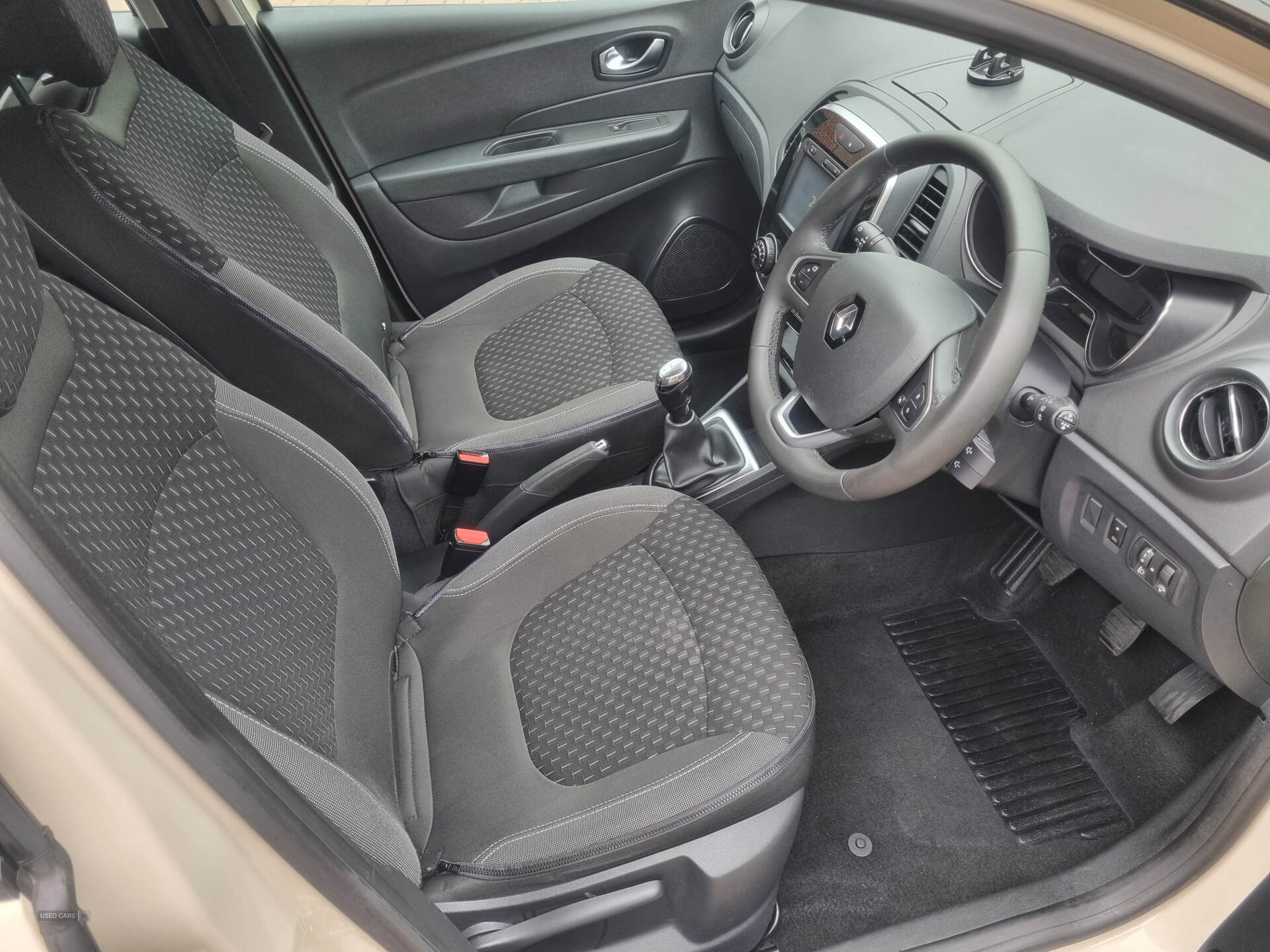 Jul 2017 Renault Captur 0.9 TCE 90 Dynamique Nav 5dr