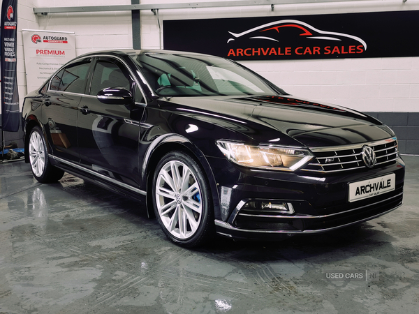 Volkswagen Passat DIESEL SALOON in Down