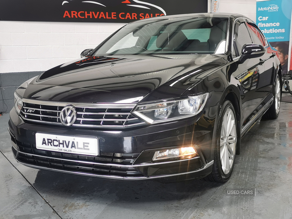 Volkswagen Passat DIESEL SALOON in Down