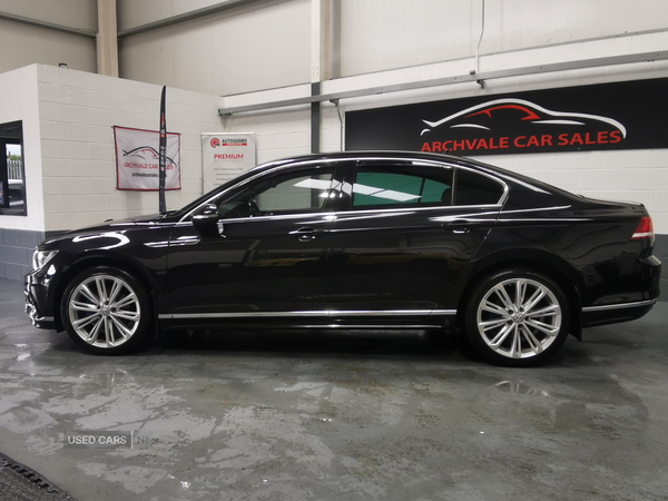 Volkswagen Passat DIESEL SALOON in Down