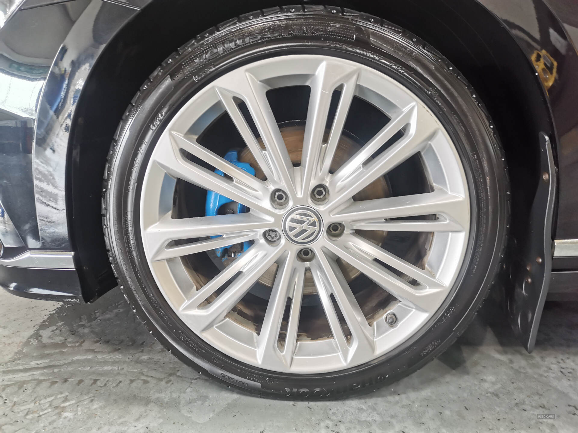 Volkswagen Passat DIESEL SALOON in Down