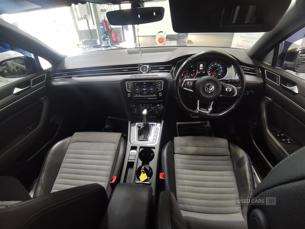 Volkswagen Passat DIESEL SALOON in Down