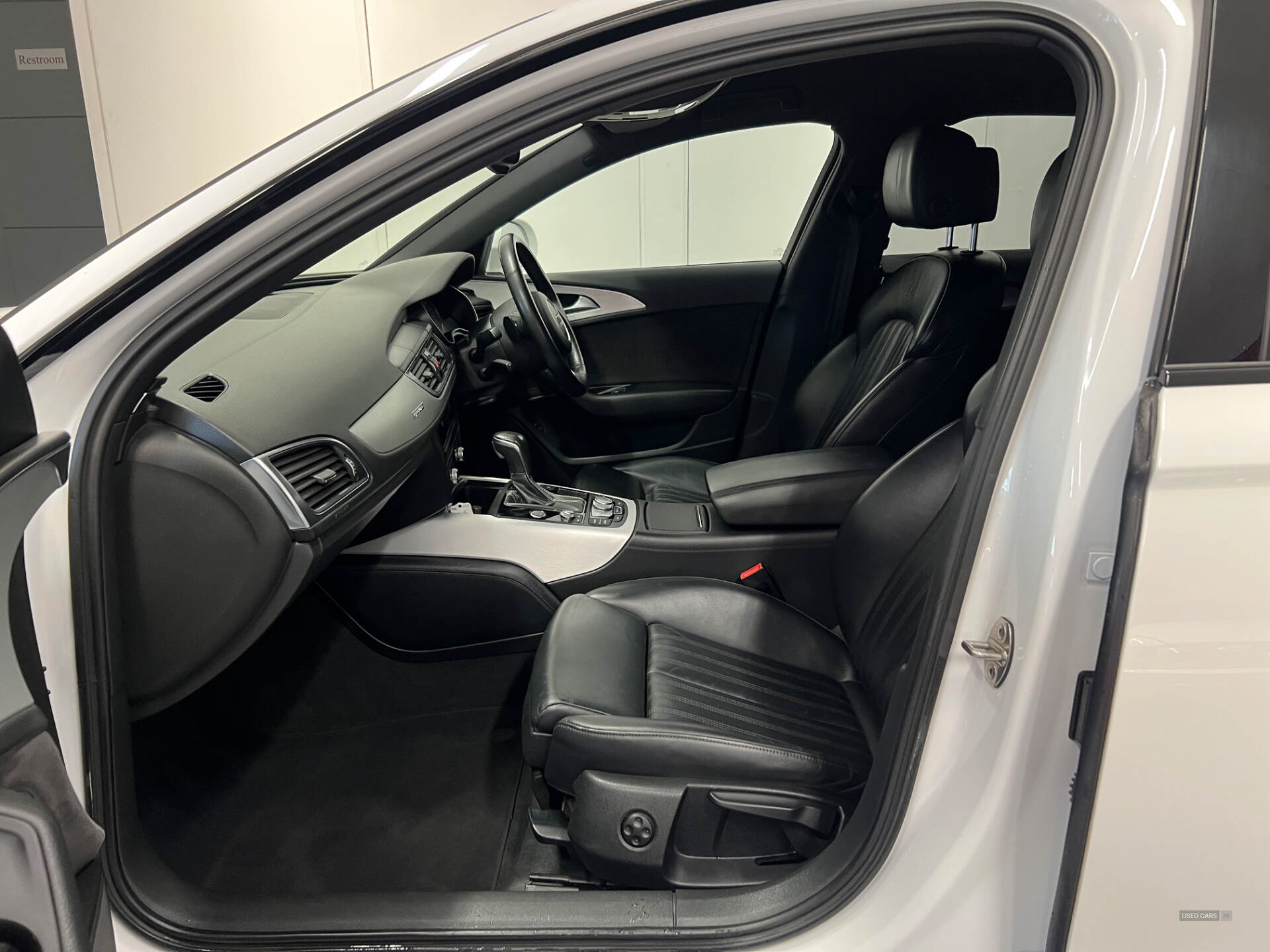 Audi A6 DIESEL AVANT in Antrim