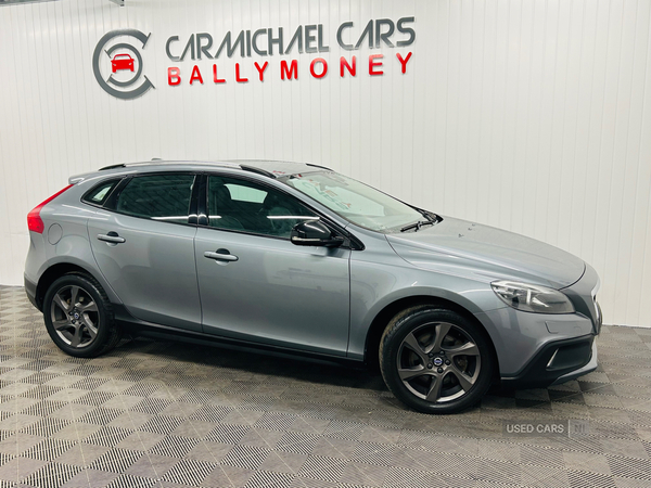 Volvo V40 DIESEL HATCHBACK in Antrim