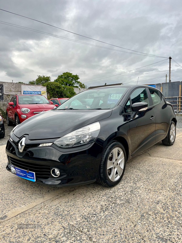 Renault Clio HATCHBACK in Down