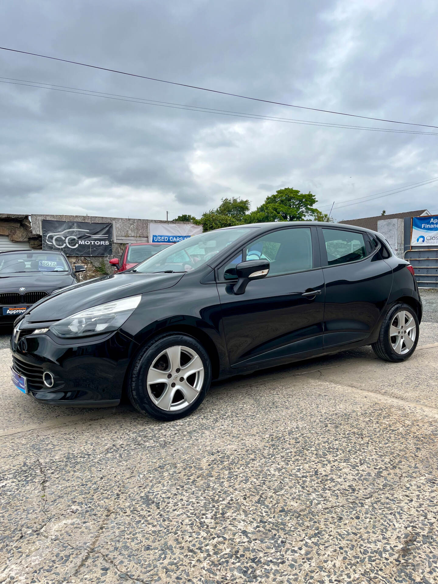 Renault Clio HATCHBACK in Down