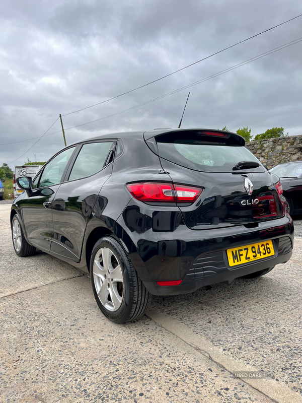 Renault Clio HATCHBACK in Down