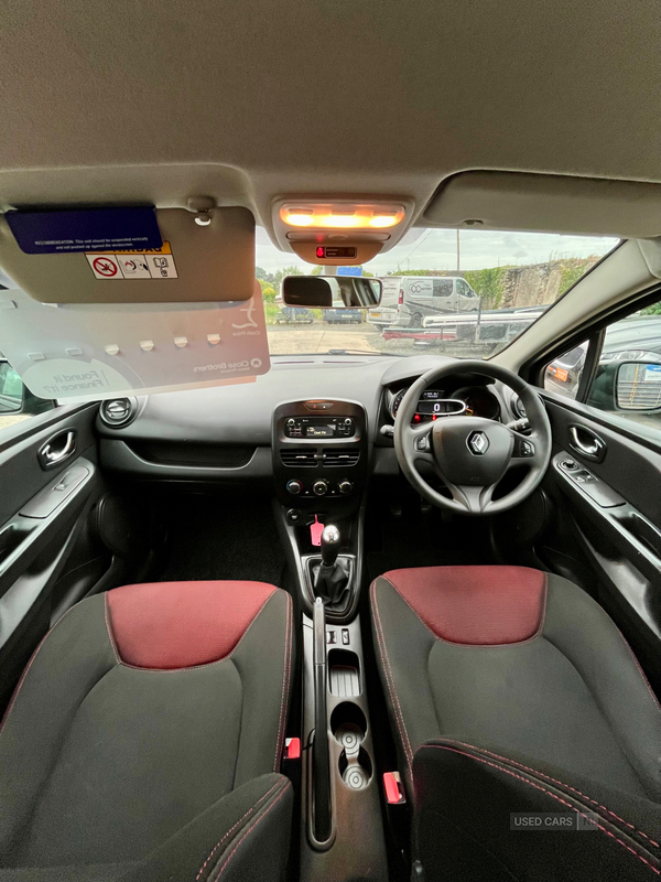Renault Clio HATCHBACK in Down