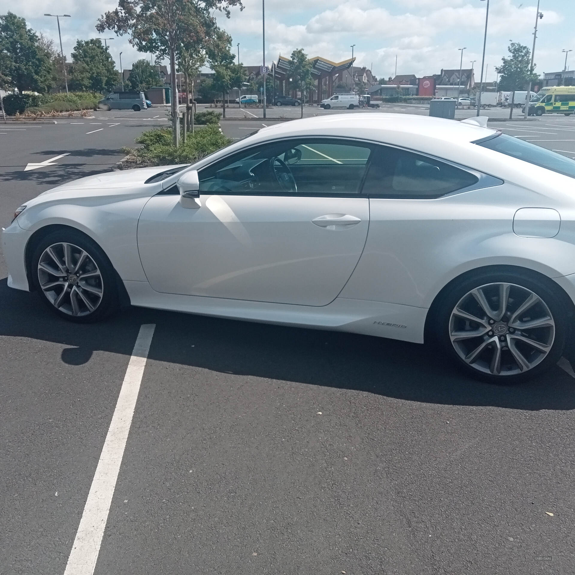 Sep 2016 Lexus RC 300h 2.5 Premier 2dr CVT