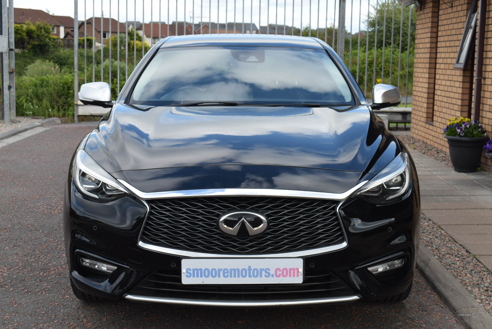 Mar 2017 Infiniti Q30 1.5d City Black Edition 5dr