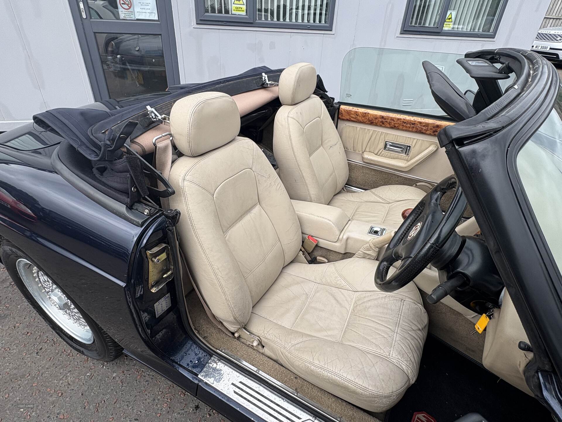  2009 MG RV8 3.9 v8