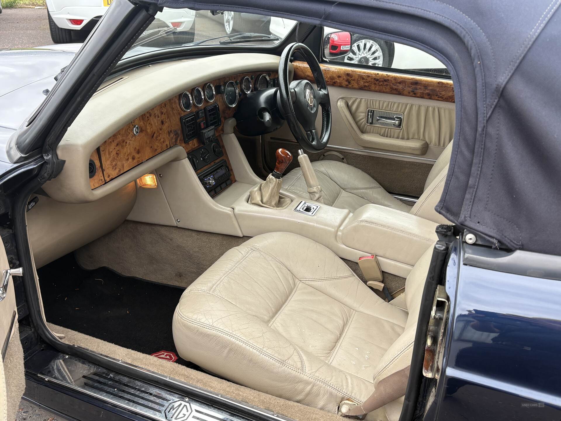  2009 MG RV8 3.9 v8