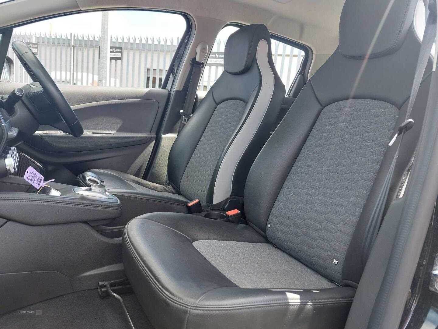 Jan 2022 Renault Zoe 100kW GT Line R135 50kWh Rapid Charge 5dr Auto