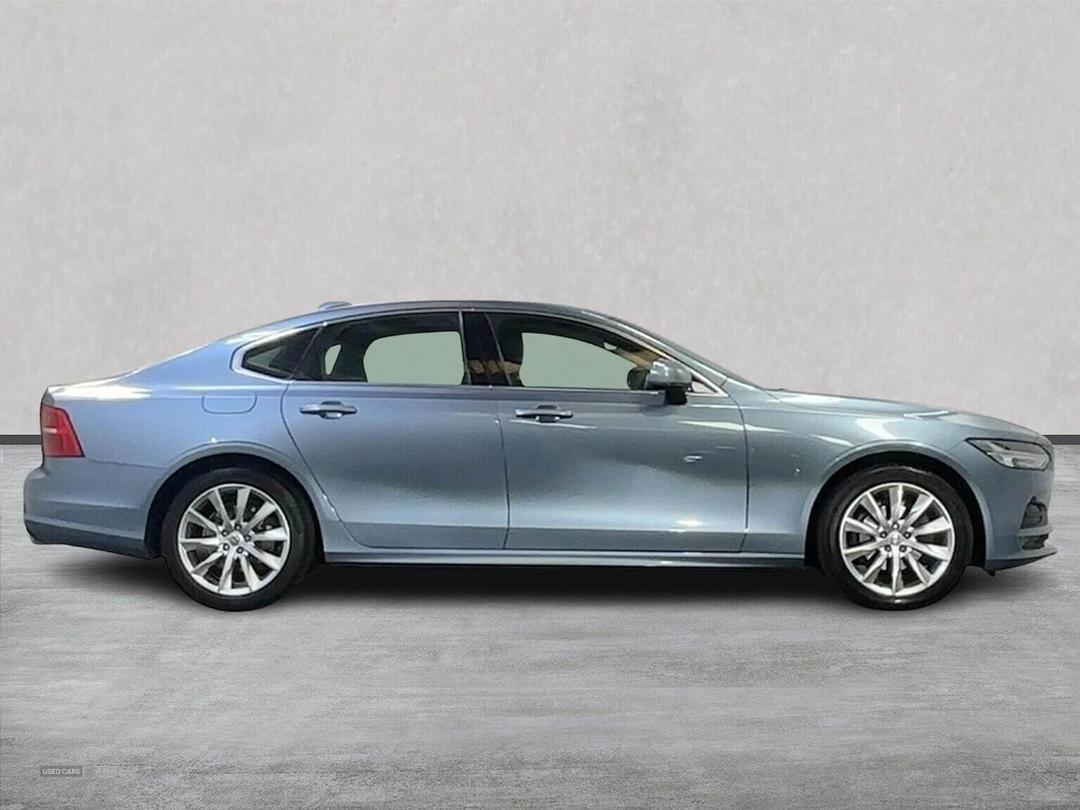 Jan 2020 Volvo S90 2.0 T4 Momentum Plus 4Dr Geartronic