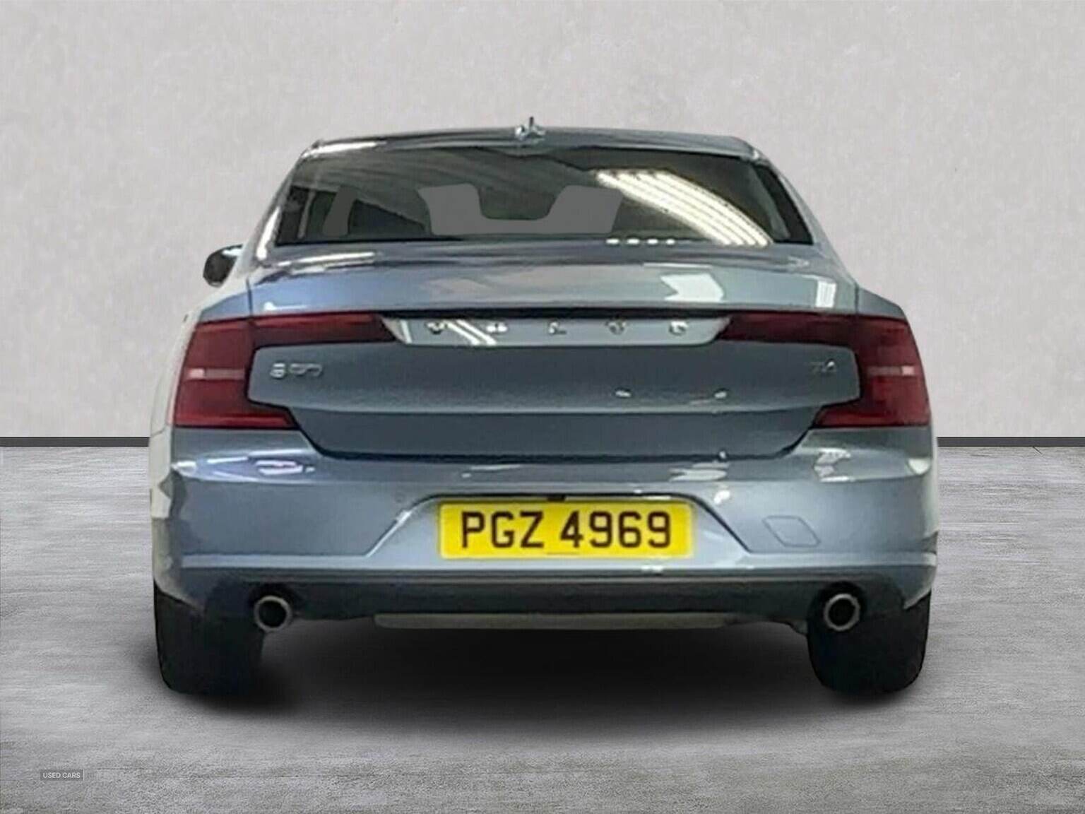 Jan 2020 Volvo S90 2.0 T4 Momentum Plus 4Dr Geartronic
