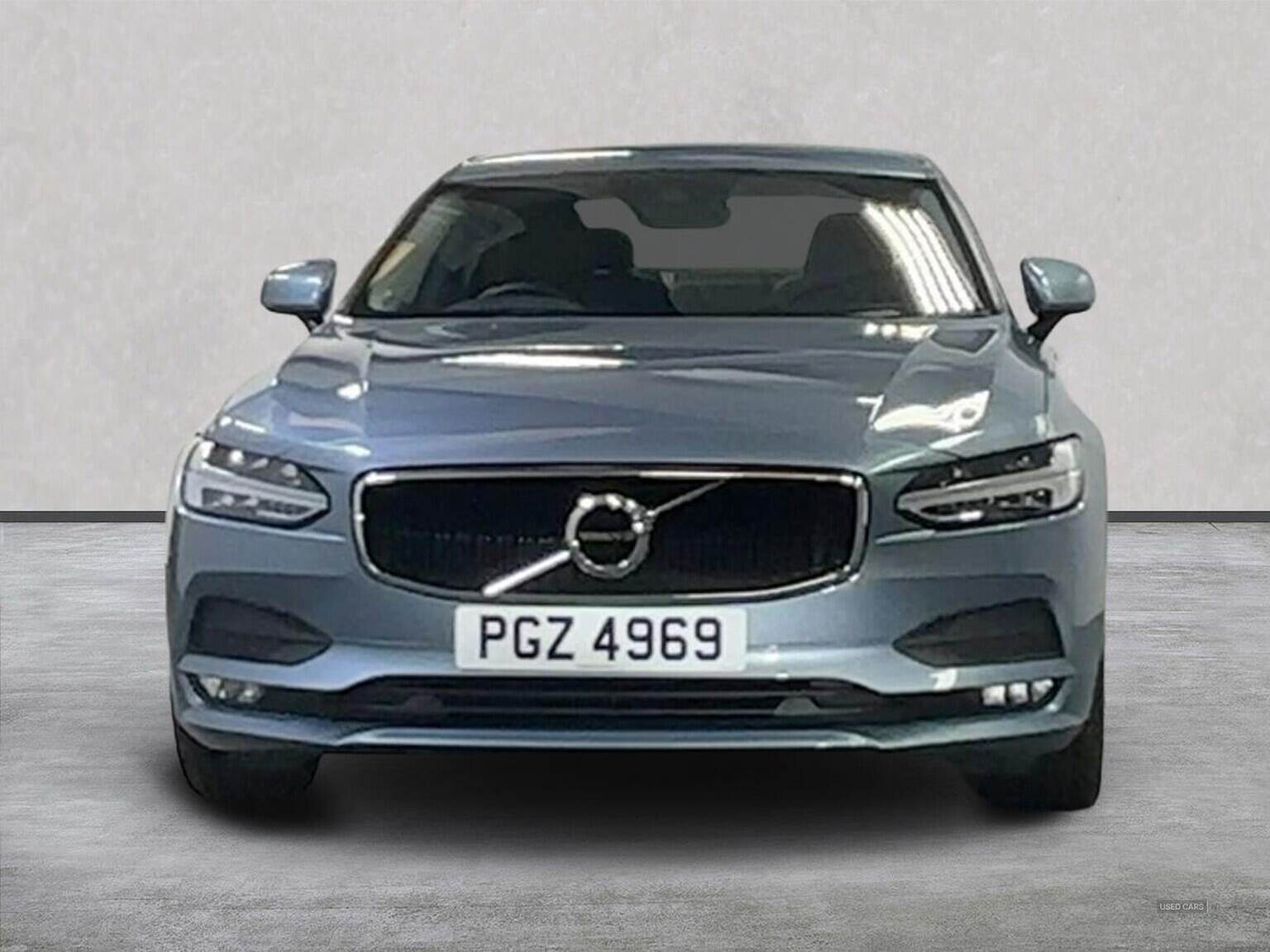 Jan 2020 Volvo S90 2.0 T4 Momentum Plus 4Dr Geartronic