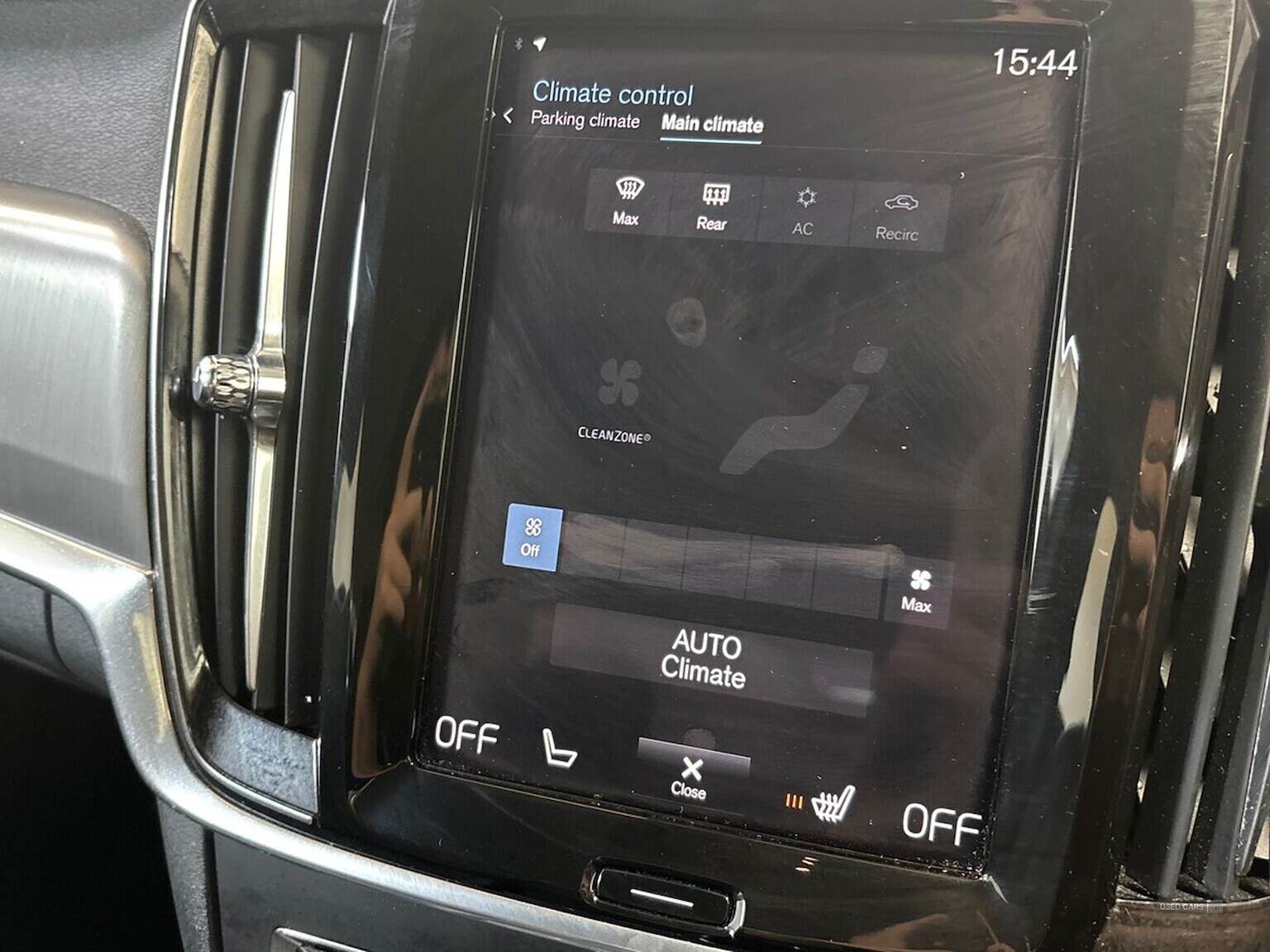 Jan 2020 Volvo S90 2.0 T4 Momentum Plus 4Dr Geartronic