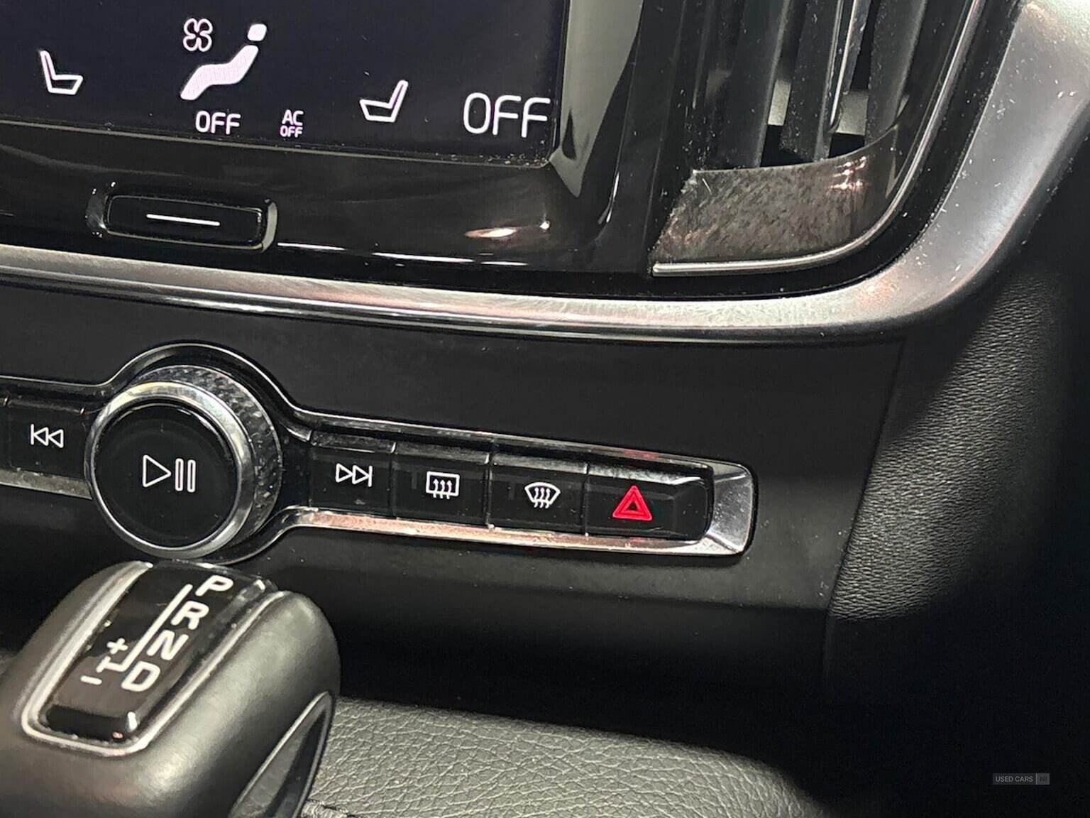 Jan 2020 Volvo S90 2.0 T4 Momentum Plus 4Dr Geartronic