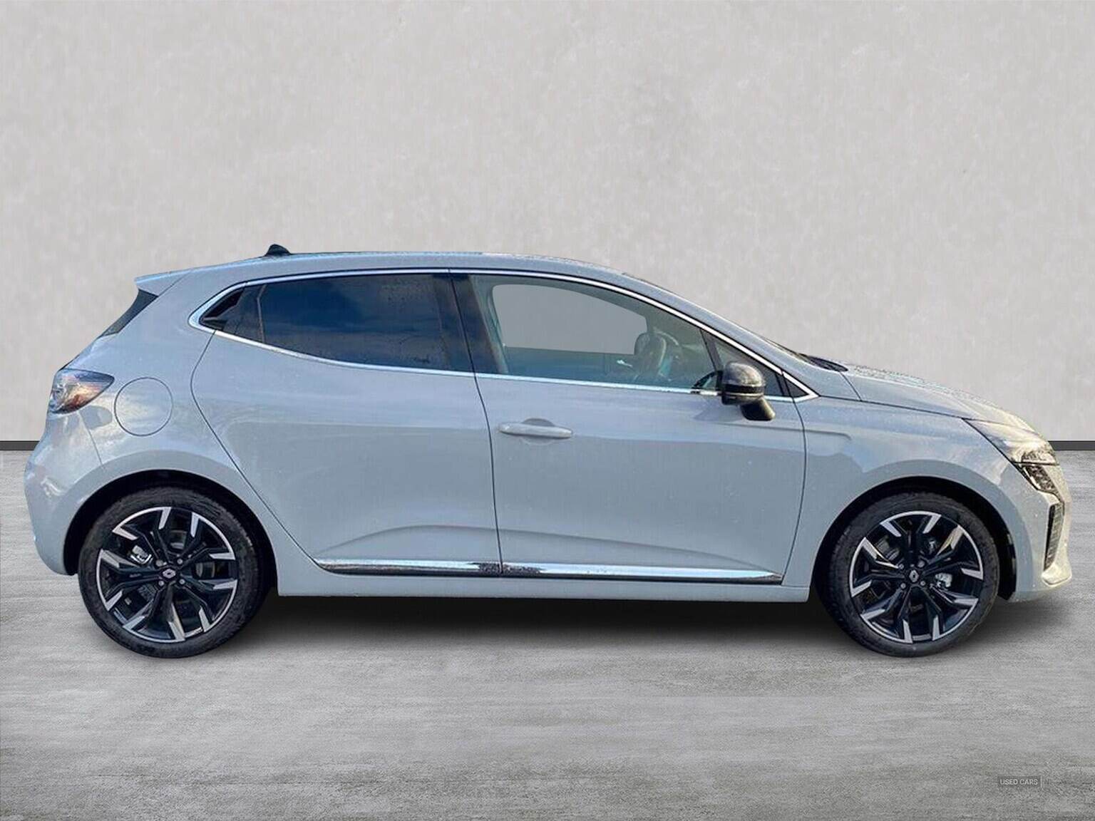 Jun 2025 Renault Clio 1.6 E-Tech Full Hybrid 145 Techno 5Dr Auto