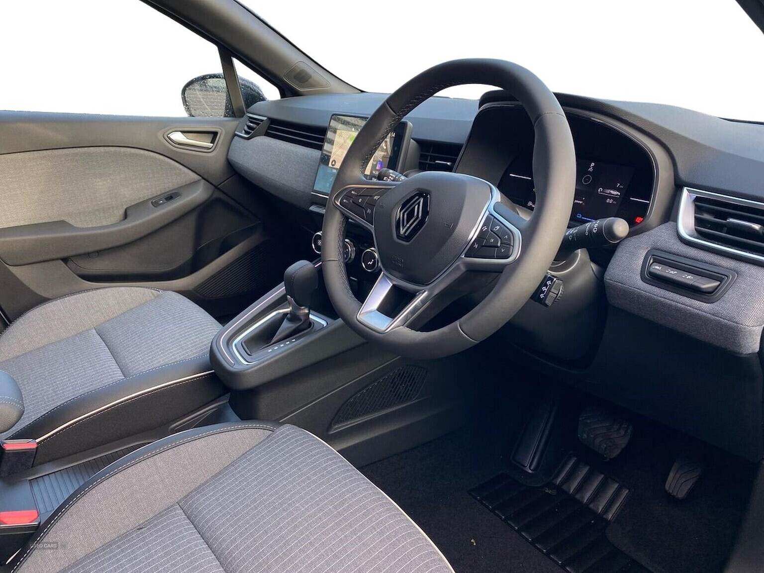 Jun 2025 Renault Clio 1.6 E-Tech Full Hybrid 145 Techno 5Dr Auto