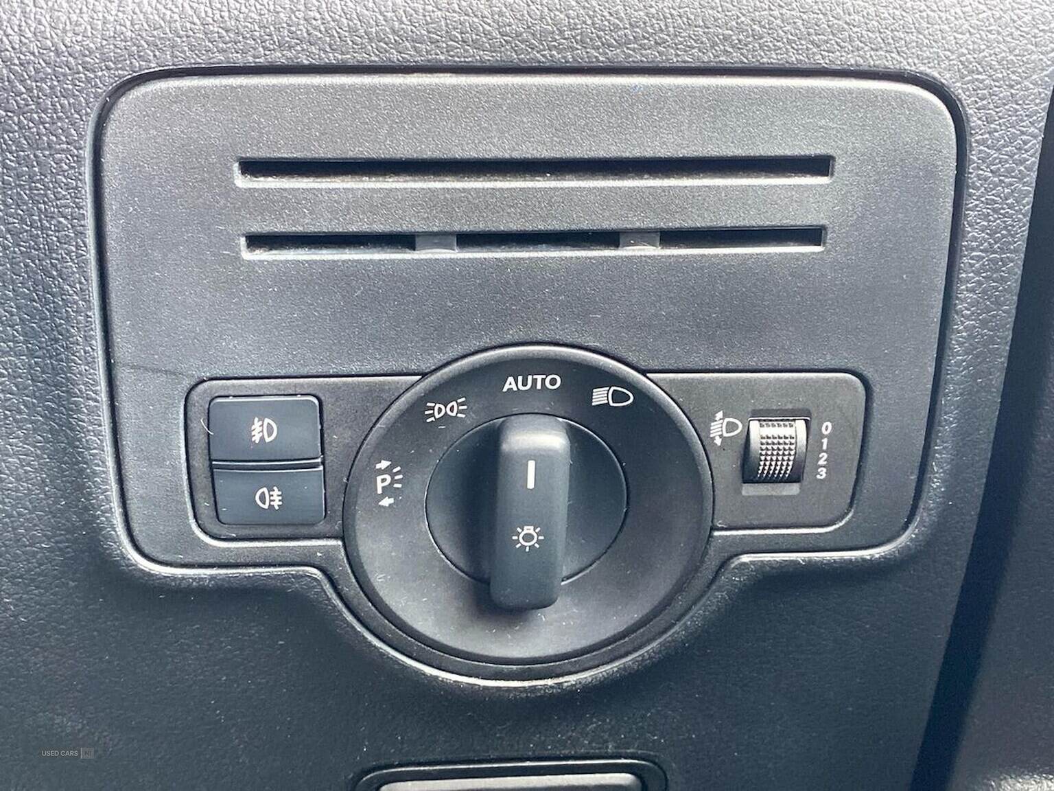 Dec 2021 Mercedes-Benz Vito 116Cdi Progressive Van 9G-Tronic