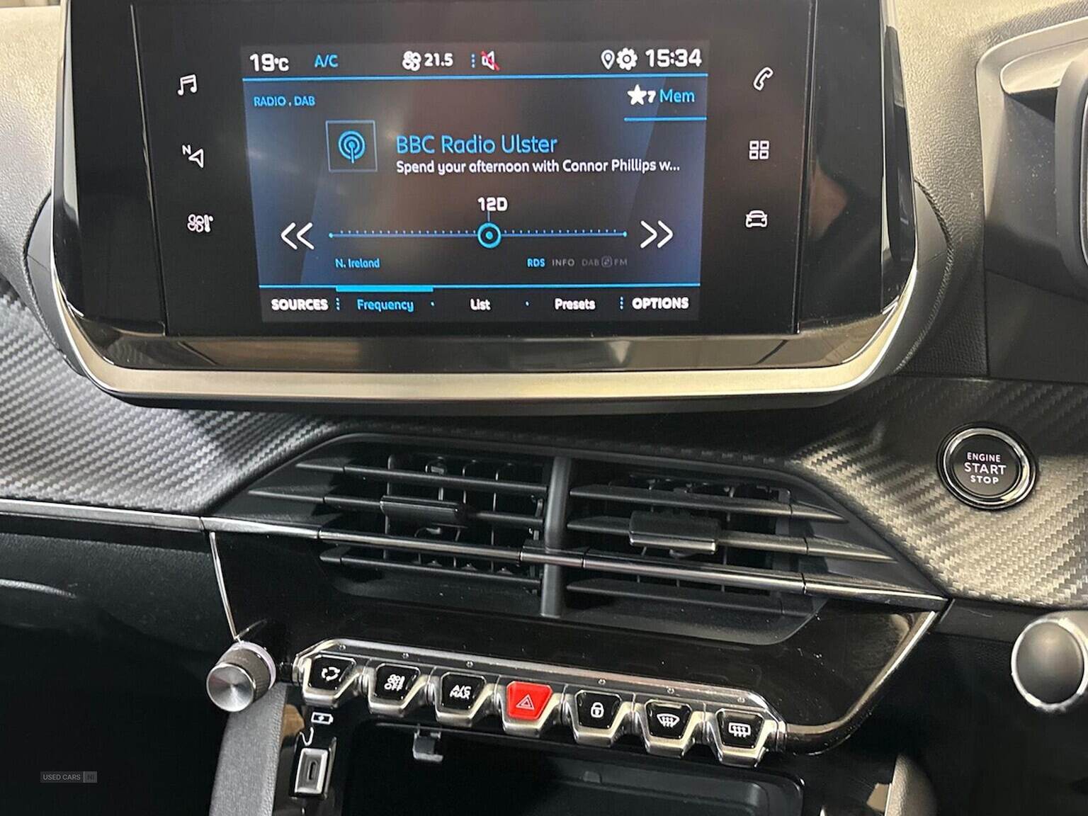 Jan 2022 Peugeot 208 1.2 Puretech 100 Allure Premium 5Dr